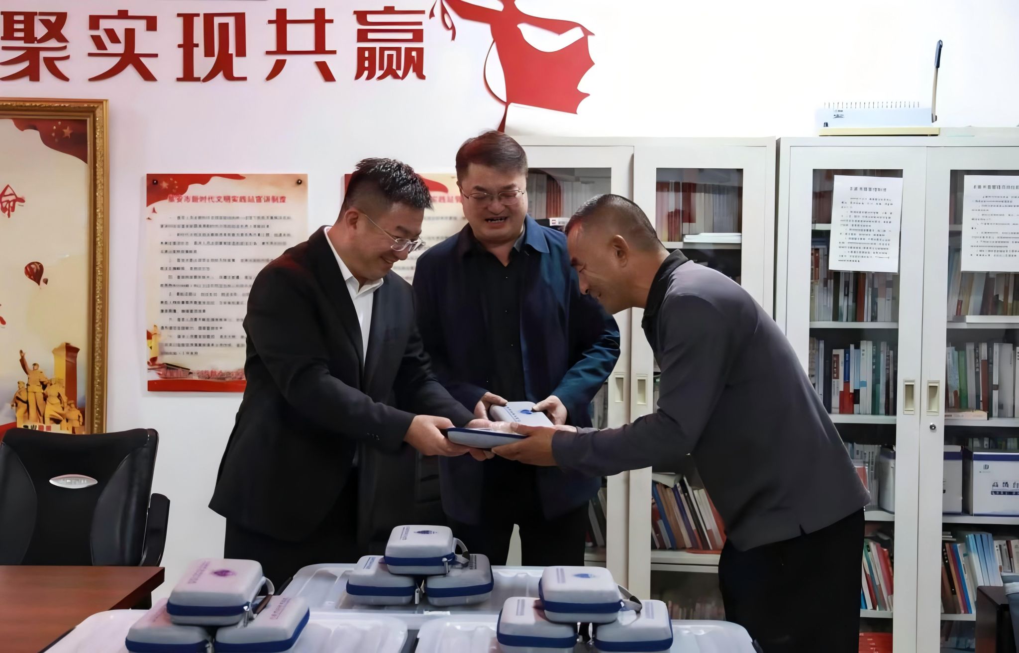 吉林警察学院党委书记胡金刚赴帮扶村调研指导工作